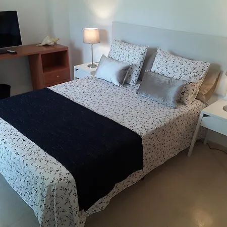 Fan Flat Apartment *