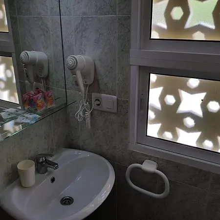 Fan Flat Apartment *